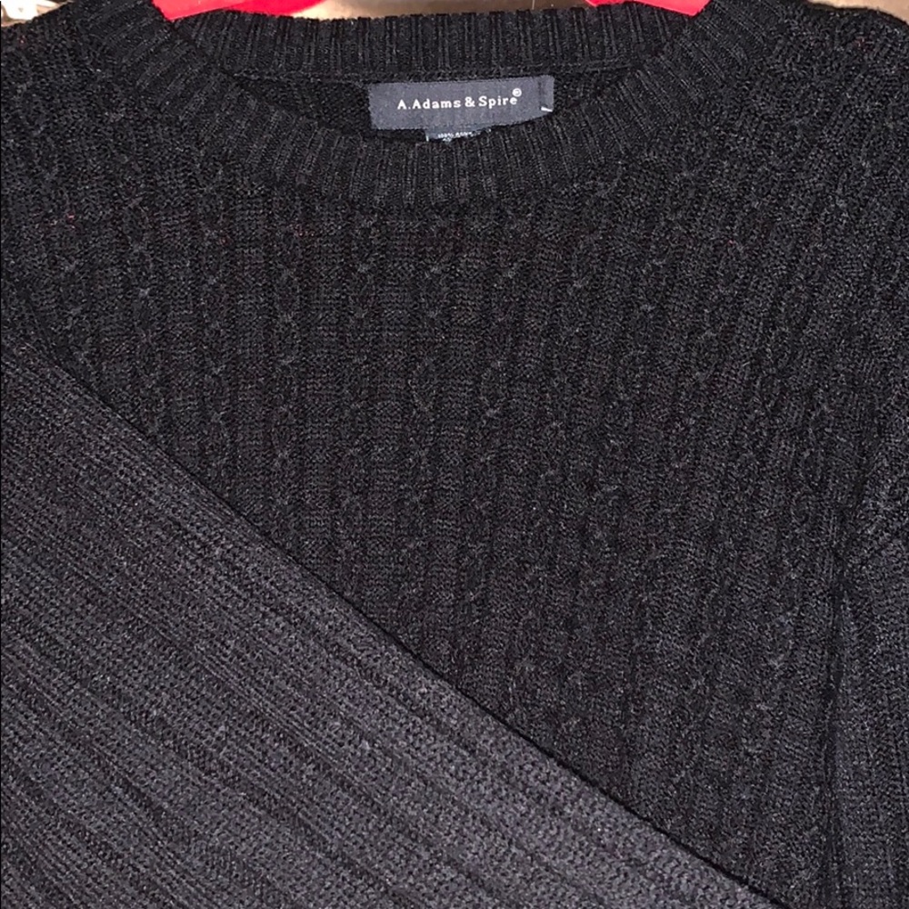 Sweatshirt - Picture 3 of 4